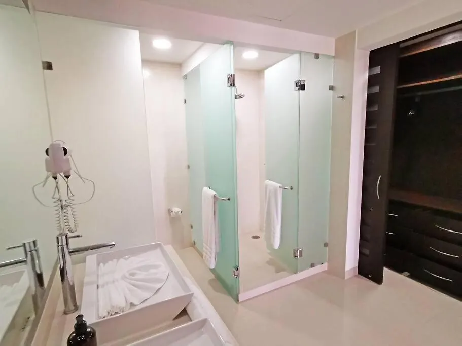 Condo En Mareazul Playa Del Carmen Lägenhet